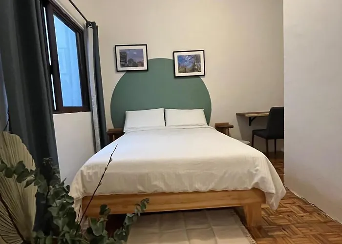 Am Cinco Condesa 2*